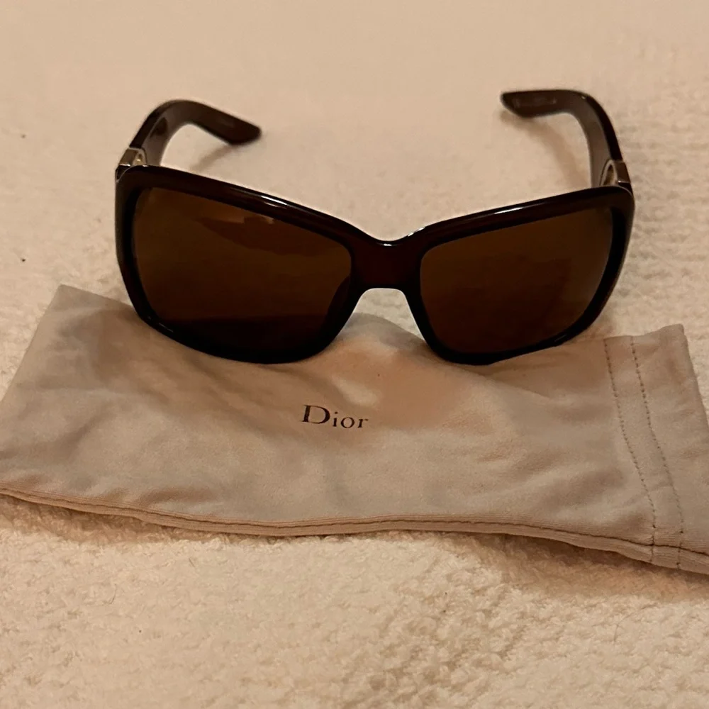 Dior Day 1 Sunglasses Brown/Gold - No Case Included Like New Excellent Conditio